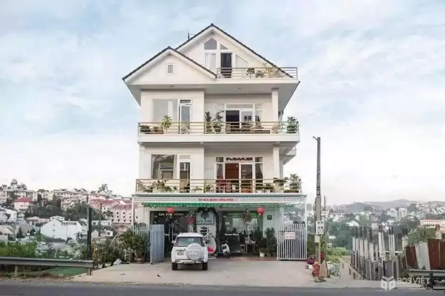 CHO THUÊ VILLA ĐƯỜNG TRIỀU VIỆT VƯƠNG PHƯỜNG 4 DALAT  GIÁ 30TR