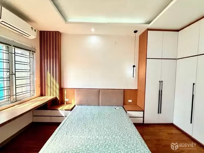 Doãn kế thiện 30m x5 tầng 9,5 tỷ full nội thất,ô tô tránh 30m