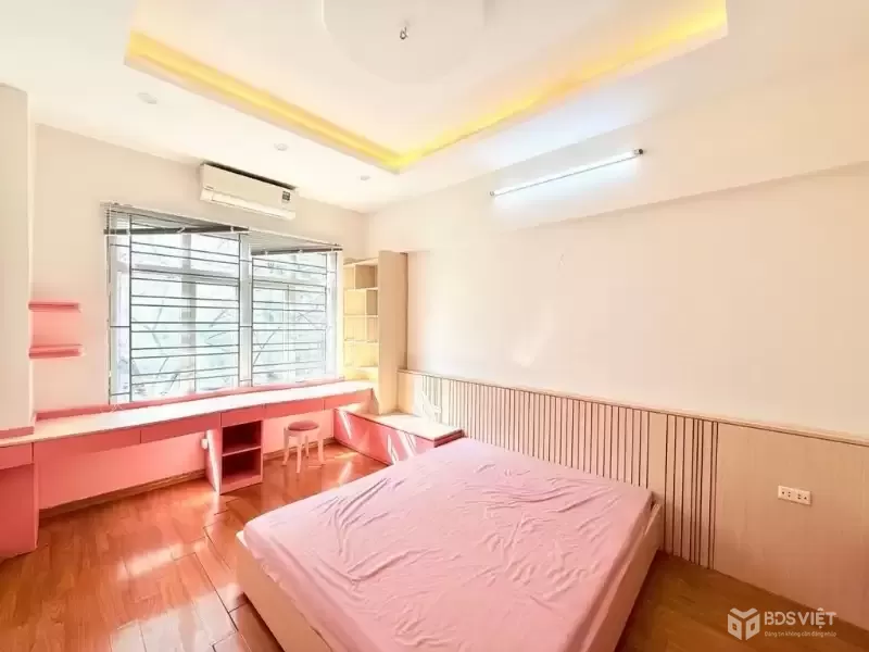 Doãn kế thiện 30m x5 tầng 9,5 tỷ full nội thất,ô tô tránh 30m