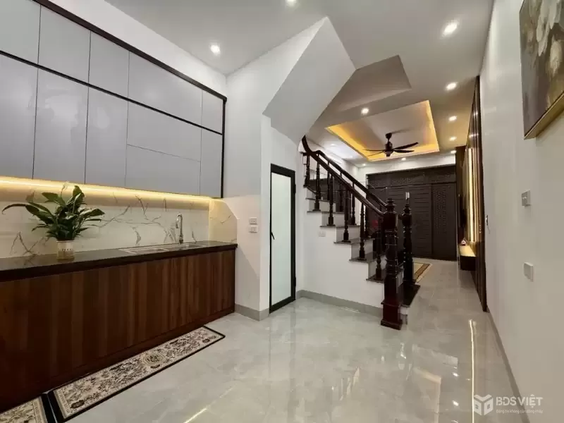 Bán nhà Trường Chinh, Đống Đa, Ngõ thông, Full nội thất xịn sò, 35m2, 9.8tỷ