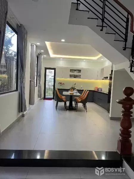 CHO THUÊ NHÀ ĐƯỜNG VẠN HẠNH - PHƯỜNG 8 ĐÀ LẠT - LH 0988623909