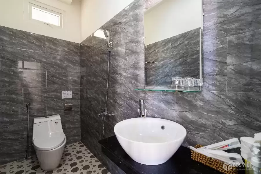 CHO THUÊ KHÁCH SẠN 17 PHÒNG TRUNG TÂM ĐƯỜNG TRẦN PHÚ- ĐÀ LẠT GIÁ 45 TRIỆU