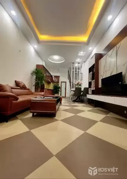 NHÀ MỚI PHỐ Văn Chương
36M – 5 TẦNG – GIÁ 8.8 TỶ A/C Không nghe nhầm đâu