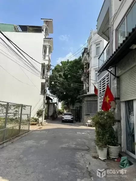 SIÊU HIẾM BIỆT THỰ 3 LẦU - ÔTÔ THÔNG -LÊ THỊ HOA - TAM BÌNH