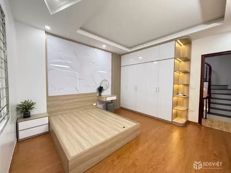 Bán nhà Đại Từ, Hoàng Mai, Ô tô, Lô góc, full nội thất, DTSD 36m2 x 5 tầng, 8.3 tỷ