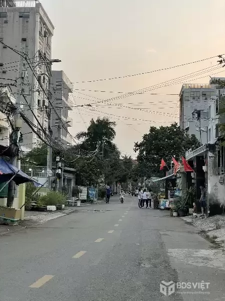 KHÁCH SẠN 4 TẦNG - ĐƯỜNG Ô TÔ - LÃ XUÂN OAI - LONG TRƯỜNG - Q9