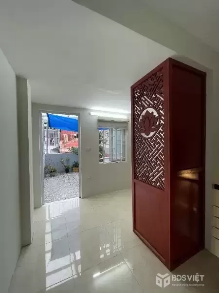 hoàng hoa thám 35m x5 tầng 9,7 tỷ ngõ 3m,cách phố 40m lô góc,dân xây,nhà đẹp