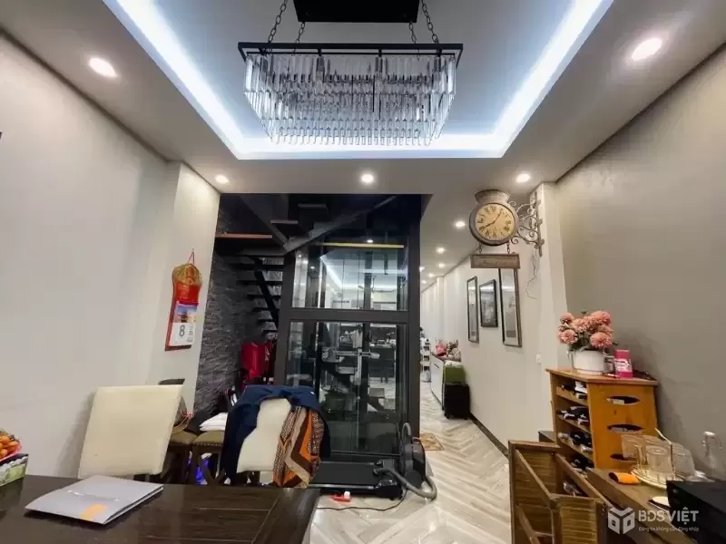 hoàng hoa thám 60m x6 tầng thang máy 18,9 tỷ-2 thoáng,full nội thất,dân xây,gần phố