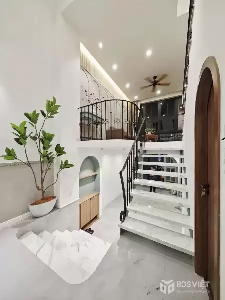 Nhà mới 3 tầng kiệt ô tô hiếm Hòa Cường – hướng Đông -  Sát Đường Lê Thanh Nghị - Nhà Đẹp ở Ngay