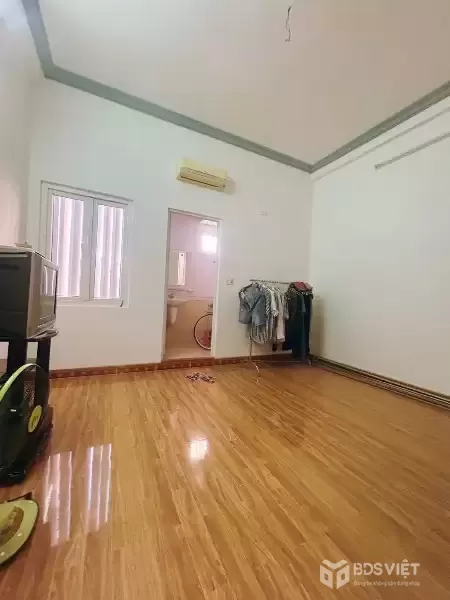 Nhà 3 tầng trung tâm 2/9 – cách Cầu Rồng 500m, xe hơi tận cửa