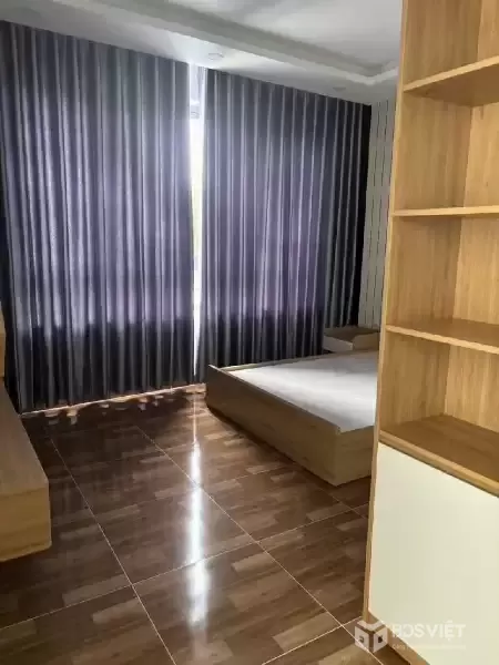 NHÀ BÁN 4 LẦU SÁT MẶT TIỀN - ÔTÔ NGỦ NHÀ 
LÃ XUÂN OAI - TĂNG NHƠN PHÚ A - Q9