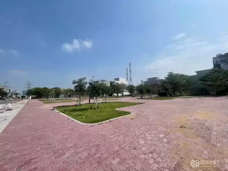 Bán đất KDC Thanh Nhựt – Phước Kiểng, Nhà BèDT: 108,5m² (6 × 18m)Giá: 53 triệu/m²