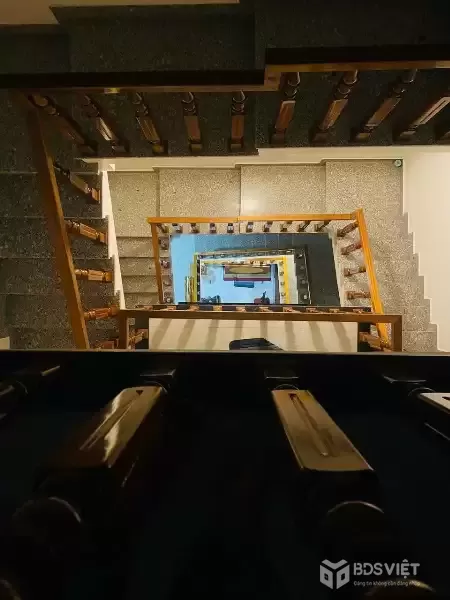 Bán nhà 5 tầng mặt tiền Trường Sơn – gần biển Hoàng Diệu, giá 8.5 tỷ