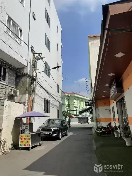 NHÀ 4 TẦNG - KHU CAO CẤP - ÔTÔ ĐẬU CỬA 
HOÀNG DIỆU 2 - LINH CHIỂU