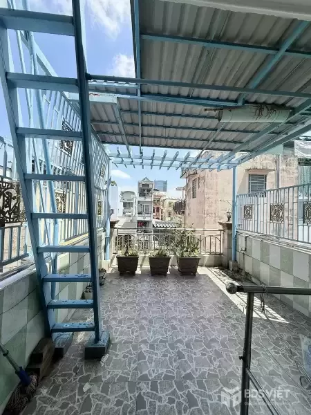 Gấp bán nhà Võ Văn Tần - Quận 3 - sát HXH - 44m2 - 5 tầng - Hoàn công - 8.5 Tỷ