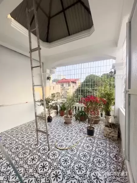 hoàng hoa thám 38m x4 tầng 13,5 tỷ lô góc,ô tô,kinh doanh,20m ra phố