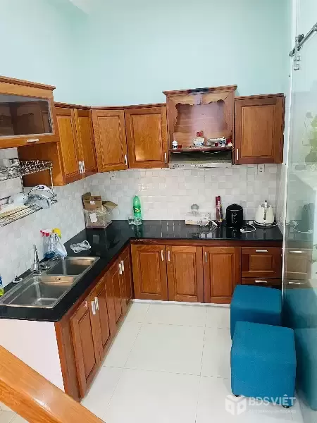 ♥ Góc Kiệt thẳng thông Lê Đình Lý, Ô tô đến nơi, 41m2, 2 mê, kinh Doanh, 3.65 tỷ