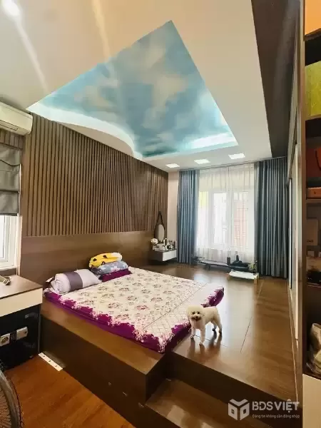 Bán Nhà Khương Trung. Thanh Xuân. Lô Góc. Ô Tô. DT 53m2. MT 4.1m. 4 Tầng. Giá 14.9 Tỷ.