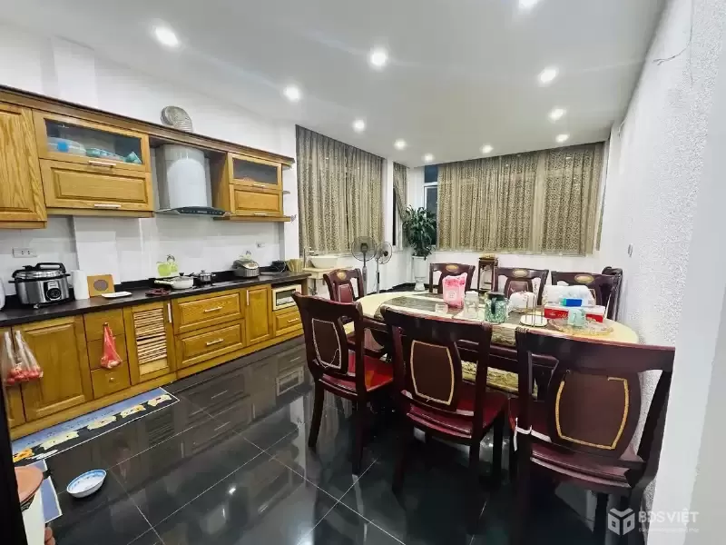 Bán Nhà Khương Trung. Thanh Xuân. Lô Góc. Ô Tô. DT 53m2. MT 4.1m. 4 Tầng. Giá 14.9 Tỷ.