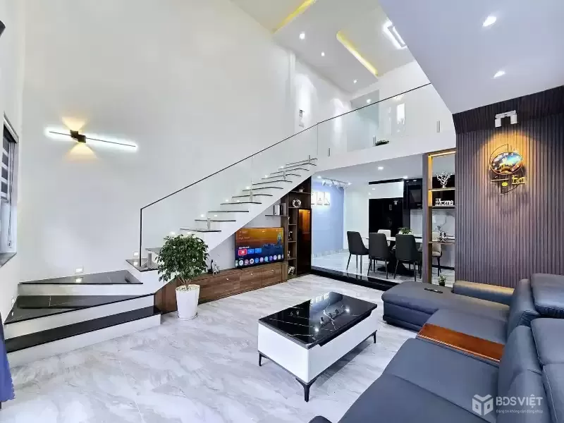 ♥ Kiệt 3 m thẳng thông Lê Độ, sát đường lớn, đi bộ ra Công Viên, Siêu Thị, 70m2, ngang 5m, ở ngay