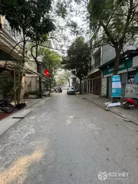 Bán Nhà KĐT Linh Đàm. Hoàng Mai. Ô Tô. Vỉa Hè. DT 60m2. MT 5m. 5 Tầng. Giá 20.5 Tỷ.