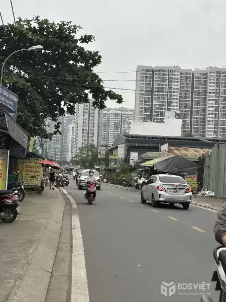 6,6 Tỷ, 152M2 , MT 6M DÒNG TIỀN 16 TR/THÁNG VỚI 9 PHÒNG TRỌ - HXH NGUYỄN XIỂN