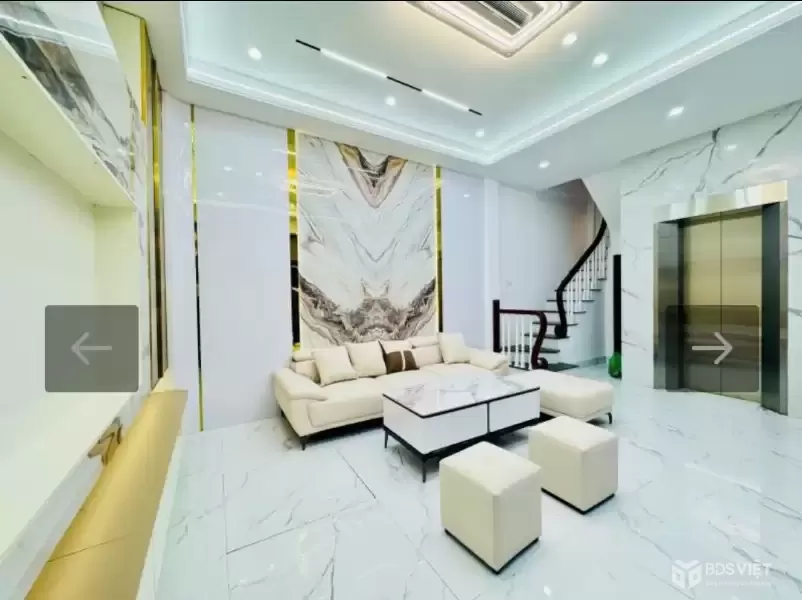 NHÀ 38mM² – 5 TẦNG – THANG MÁY – NGÕ Ô TÔ – 50M RA PHỐ BẠCH MAI – GIÁ 10,8 TỶ