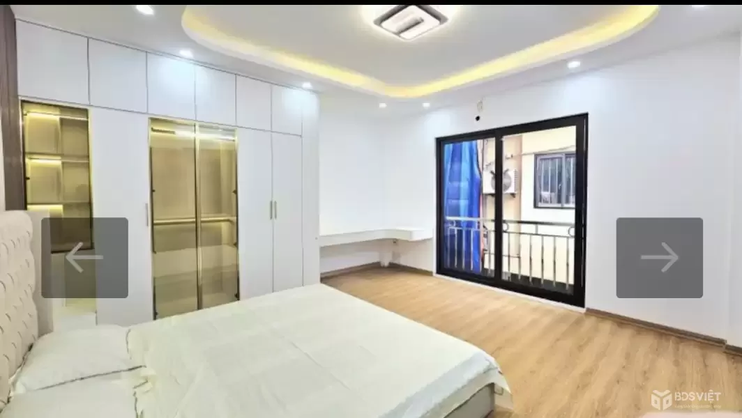 NHÀ 38mM² – 5 TẦNG – THANG MÁY – NGÕ Ô TÔ – 50M RA PHỐ BẠCH MAI – GIÁ 10,8 TỶ