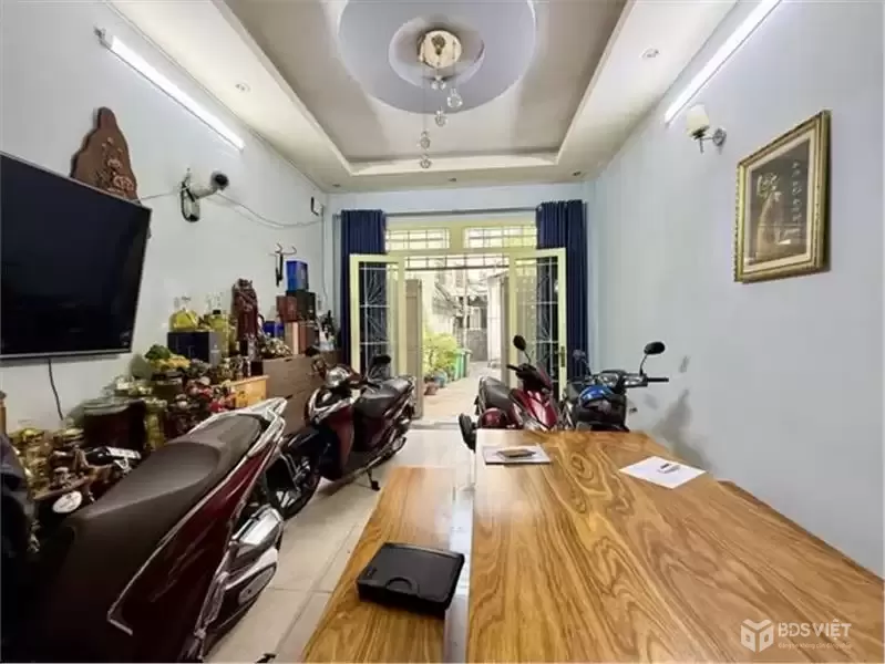 Nhà Đường Cầm Bá Thước Quận Phú Nhuận Phường 7 Cũ.