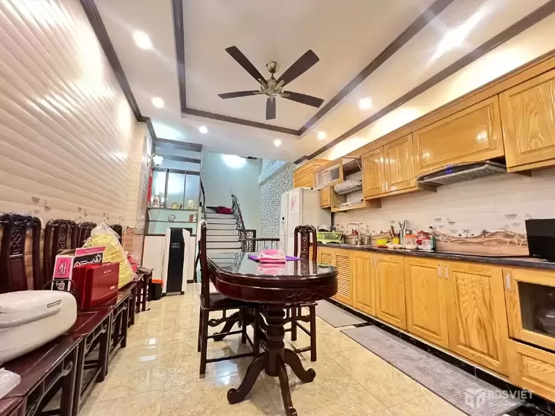 Bán Nhà 2 Mặt Ngõ Bùi Xương Trạch. Thanh Xuân. Ô Tô. DT 58m2. MT 3.8m. Giá 15.6 Tỷ.