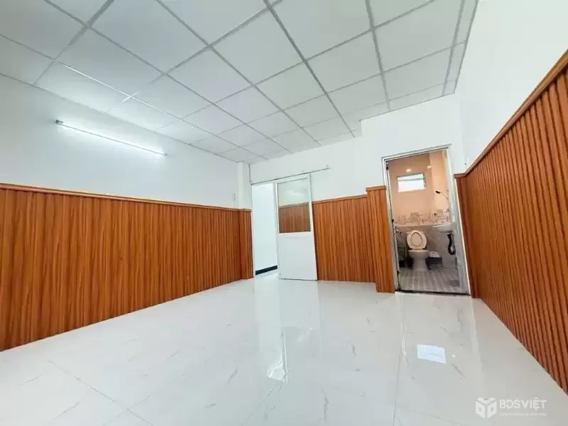 Chủ ngộp giảm sâu gần nửa tỷ Nhà hẻm Bùi Văn Ba, hẻm thẳng xe 7 chỗ tới nhà– chào chỉ 4,9 TỶ (TL)