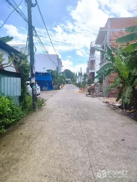 CẦN BÁN 250M2 KHO HẺM XE TẢI GẦN ĐH PHẠM NGỌC THẠCH