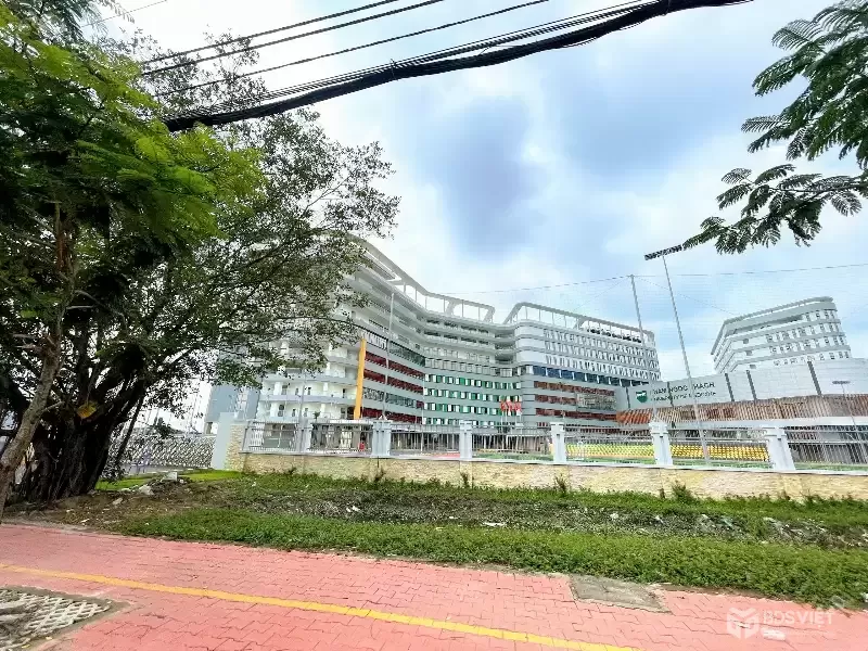 CẦN BÁN 250M2 KHO HẺM XE TẢI GẦN ĐH PHẠM NGỌC THẠCH