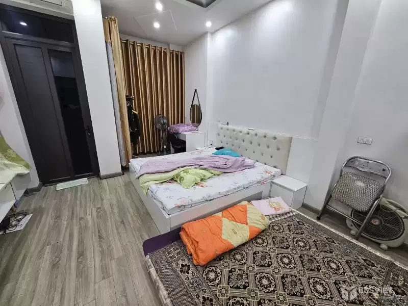 Bán nhà đẹp 3 tầng  giãn dân Khả Lễ  làn 2 Nguyễn Quyền cạnh vườn hoa