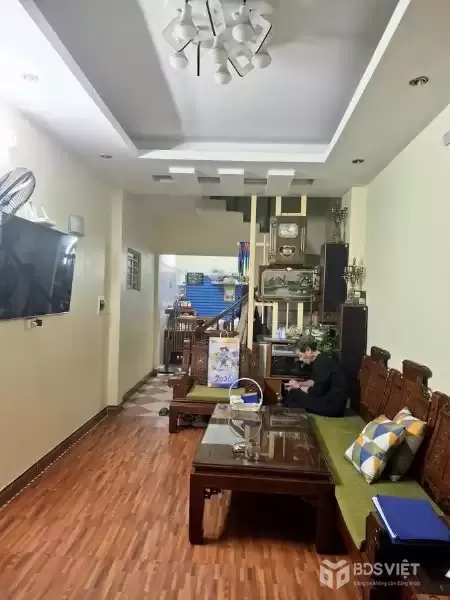 Bán Nhà Kim Giang. Hoàng Mai. Lô Góc. DT 57m2. MT 3.1m. 4 Tầng. Giá 13.9 Tỷ