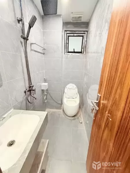 Bán nhà Giải Phóng, Hoàng Mai, Ô tô, Kinh doanh, Thang máy, 30m2, 8.9 tỷ