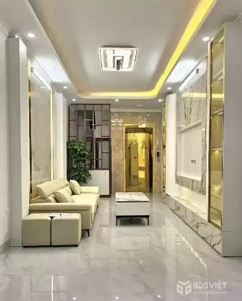 Bán nhà Hoàng Văn Thái, Phân lô, gần phố, nở hậu, 5T thang máy, 36m2, 10.8 tỷ