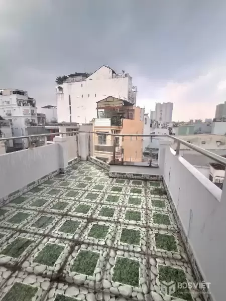 Gấp bán nhà CMT8- Quận 10 - 5 tâng - 7PN - 39m2 - Giá 7.8 tỷ