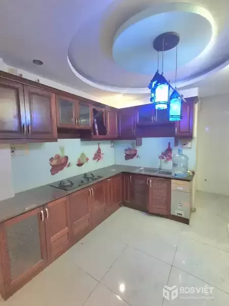 Gấp bán nhà CMT8- Quận 10 - 5 tâng - 7PN - 39m2 - Giá 7.8 tỷ