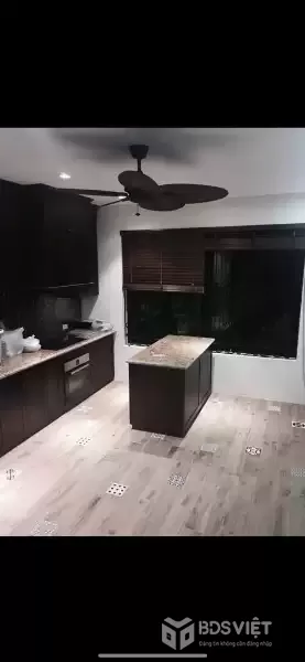 nguyễn trường tộ ba đình 37m x5 tầng 13,9 tỷ lô góc,1 nhà ra phố