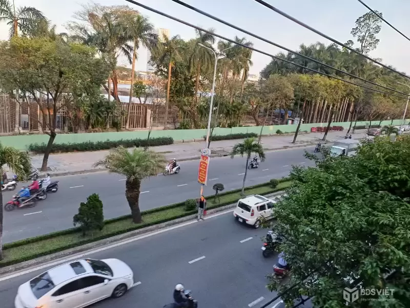 ♥ MT Nguyễn Tri Phương, 116m2, 3.5 tầng, 10 phòng kinh doanh, Thu 100tr/th