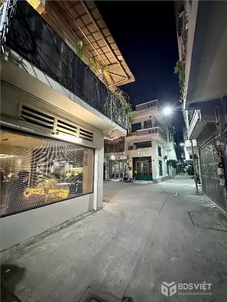 Bán Nhà HXH Quận 5, Trần Hưng Đạo, có Thang Máy, 45m, 5PN, Giá Nhỉnh 9 Tỷ