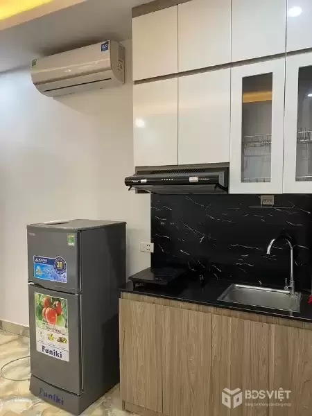 Bán Nhà Dân Xây Yên Hòa. Cầu Giấy. DT 63m2. MT 4m. 5 Tầng. Giá 12.9 Tỷ.