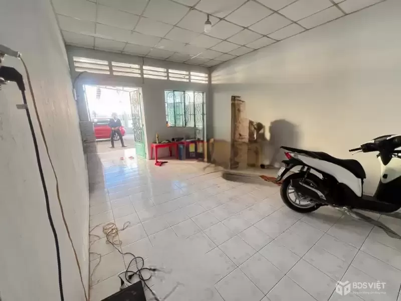 ????NHÀ DT KHỦNG GẦN 150M2 NGAY NGÃ TƯ BÌNH THÁI - XA LỘ HÀ NỘI - GIÁ CHỈ HƠN 8 TỶ