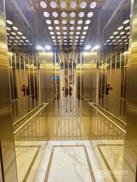 lạc long quân 38m x7 tầng thang máy 13,8 tỷ-ngõ thông,ô tô,full nội thất