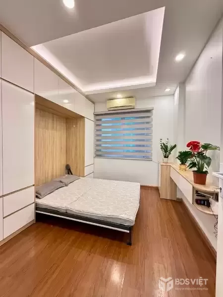 Bán nhà Định Công Hạ, Hoàng Mai, lô góc 3 thoáng, gần ô tô, 35m2, 7.9 tỷ