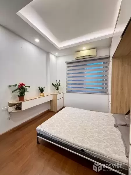 Bán nhà Định Công Hạ, Hoàng Mai, lô góc 3 thoáng, gần ô tô, 35m2, 7.9 tỷ