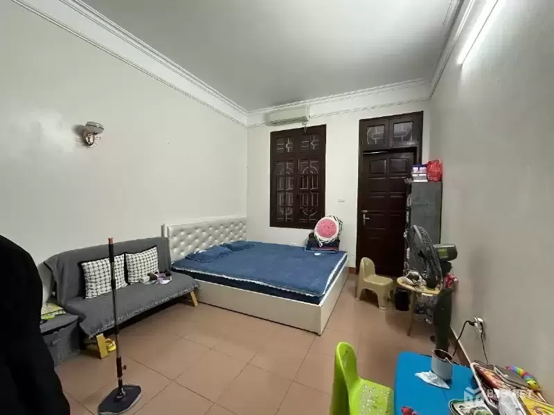 ????MP 2 MẶT TIỀN - VỈA HÈ 3M - Ô CHỜ THANG MÁY - NHÂN CHÍNH, THANH XUÂN - KINH DOANH BẤT CHẤP