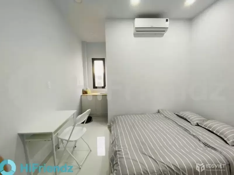 CHDV CMT8 - Quận 10 - 5 tầng - 5 Phòng - 56m2 - 11,8 ty còn TL