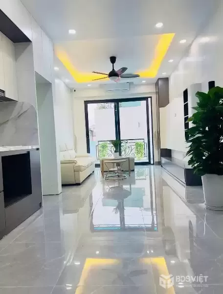 CHÙA BỘC 42M² – 5 TẦNG – MT 7.4M  THANG MÁY – NGÕ Ô TÔ  10.9 TỶ